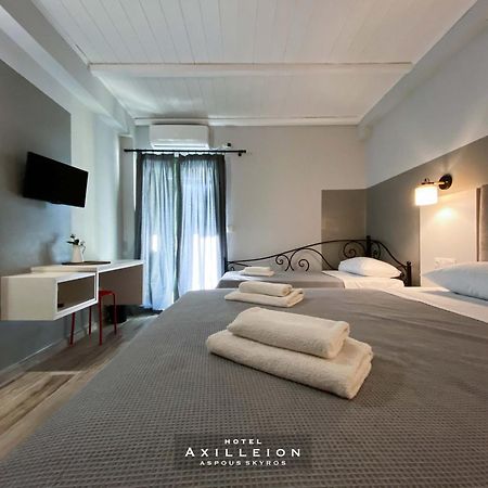 Achilleion Hotel Скірос Екстер'єр фото