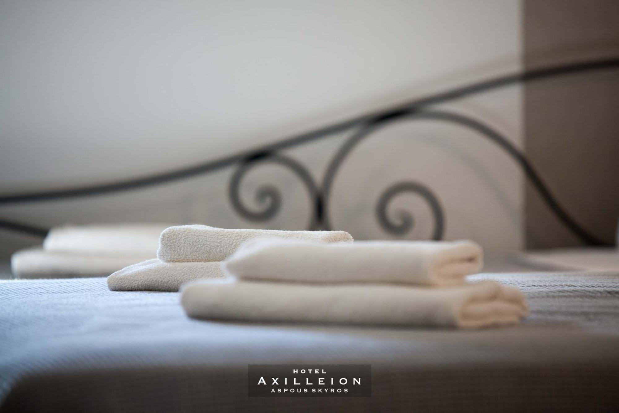 Achilleion Hotel Скірос Екстер'єр фото